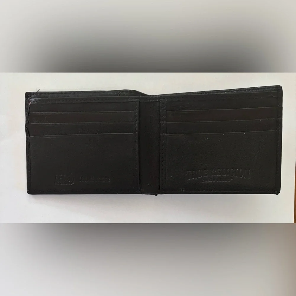 True religion Mens leather wallet